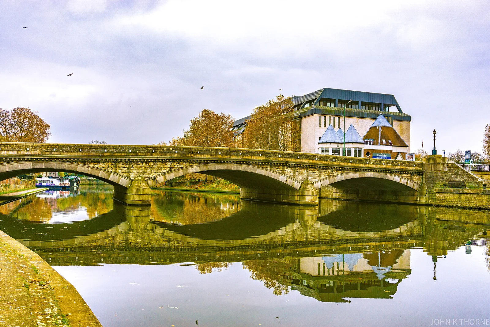 Maidstone Town Bridge reflected in the River Medway